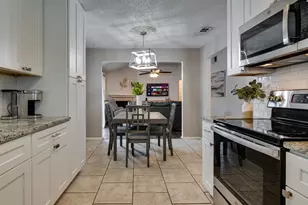 6713 Windwillow Dr, Fort Worth, TX 76137 - Photo 2