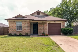 6713 Windwillow Dr, Fort Worth, TX 76137 - Photo 4
