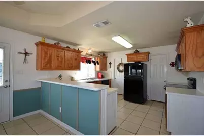864 County Road 2730, Farmersville, TX 75442 - Photo 10