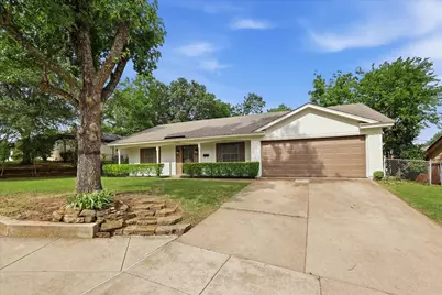 7304 Camelot Road, Fort Worth, TX 76134 - Photo 2