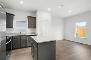 1537 Harvester Dr, Fort Worth, TX 76140 - Photo 4
