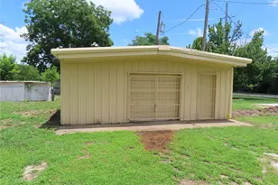 315 E Orville St, Wills Point, TX 75169 - Photo 22