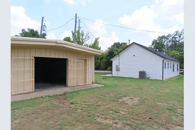 315 E Orville Street, Wills Point, TX 75169 - Photo 6