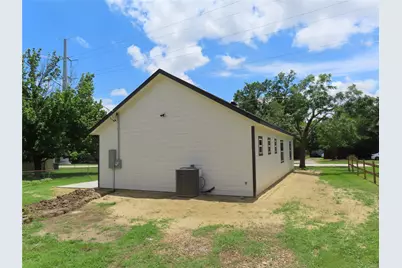 315 E Orville Street, Wills Point, TX 75169 - Photo 6