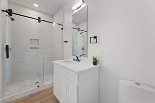 5204 Gibson Dr, The Colony, TX 75056 - Photo 36