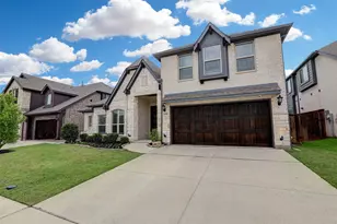 11509 Falcon Trace Dr, Fort Worth, TX 76244 - Photo 2