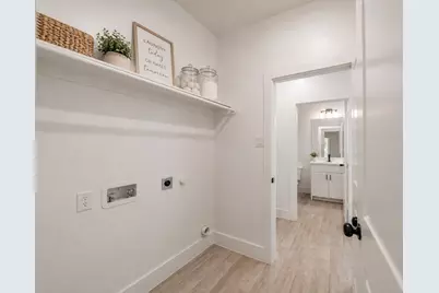 4526 Kolloch Drive, Dallas, TX 75216 - Photo 16