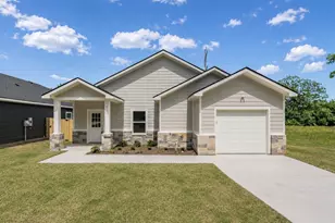 4526 Kolloch Dr, Dallas, TX 75216 - Photo 1