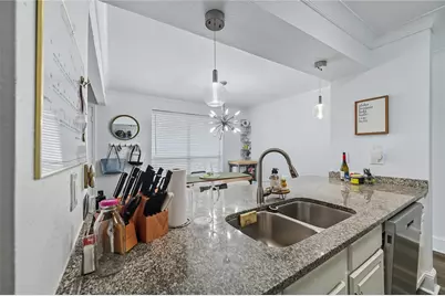 5927 E University Boulevard #221, Dallas, TX 75206 - Photo 10