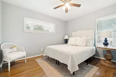 8911 Larchwood Drive, Dallas, TX 75238 - Photo 22