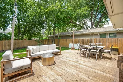8911 Larchwood Drive, Dallas, TX 75238 - Photo 24