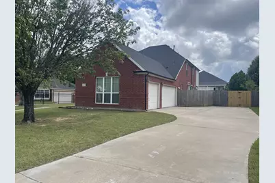 2911 Saint Jude Drive, Mansfield, TX 76063 - Photo 2