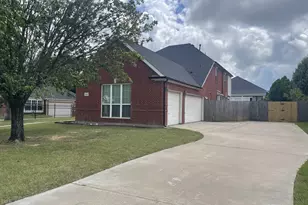2911 St Jude Dr, Mansfield, TX 76063 - Photo 2