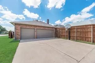 6802 Lochmoor Ln, Garland, TX 75044 - Photo 40