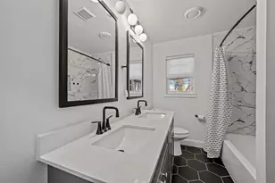 9806 Parkford Dr, Dallas, TX 75238 - Photo 12