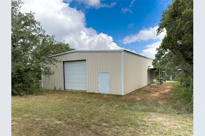 1102 NE 23rd Street, Mineral Wells, TX 76067 - Photo 10