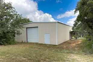 1102 NE 23rd St, Mineral Wells, TX 76067 - Photo 10