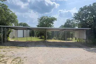 1102 NE 23rd St, Mineral Wells, TX 76067 - Photo 36