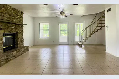 1102 NE 23rd Street, Mineral Wells, TX 76067 - Photo 18