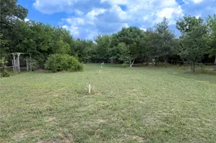 1102 NE 23rd St, Mineral Wells, TX 76067 - Photo 14