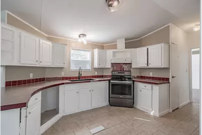 419 Wood River Road, Millsap, TX 76066 - Photo 14