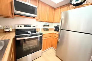 2312 Balsam Dr, Arlington, TX 76006 - Photo 10