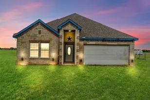 471 Ewing Rd, Ferris, TX 75125 - Photo 1