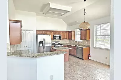 4500 Shadowridge Drive, The Colony, TX 75056 - Photo 4