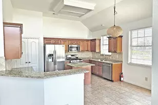 4500 Shadowridge Dr, The Colony, TX 75056 - Photo 4