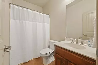 320 Gotland Drive, Grand Prairie, TX 75052 - Photo 8