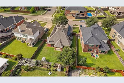 320 Gotland Drive, Grand Prairie, TX 75052 - Photo 30