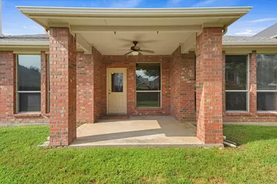 320 Gotland Drive, Grand Prairie, TX 75052 - Photo 24