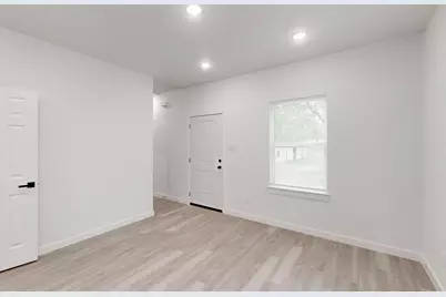 1213 Mill Street #A & B, Gainesville, TX 76240 - Photo 18
