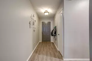 938 Jacobs Crossing Ct, Burleson, TX 76028 - Photo 2
