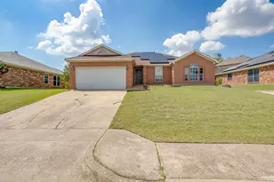 938 Jacobs Crossing Ct, Burleson, TX 76028 - Photo 1