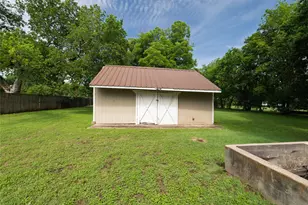 313 N Roe St, White Settlement, TX 76108 - Photo 26