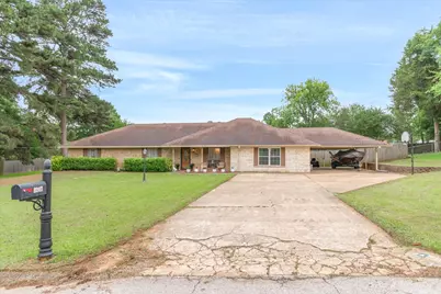 2203 Woodbine Drive, Gladewater, TX 75647 - Photo 2