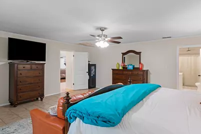 2203 Woodbine Drive, Gladewater, TX 75647 - Photo 18