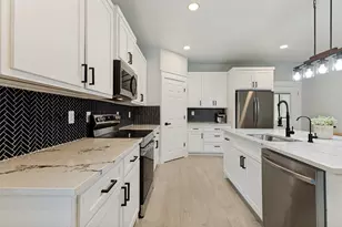 11334 Golden Triangle Cir, Fort Worth, TX 76244 - Photo 10