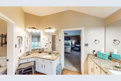 104 Island Circle, Shady Shores, TX 76208 - Photo 24