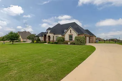 13350 Escalara Lane, Justin, TX 76247 - Photo 4