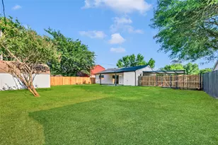 542 Damon Dr, Grand Prairie, TX 75052 - Photo 20
