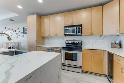 1505 Elm Street #1101, Dallas, TX 75201 - Photo 14