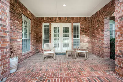 1027 Sir Lancelot Circle, Lewisville, TX 75056 - Photo 4