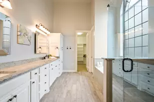 1027 Sir Lancelot Cir, Lewisville, TX 75056 - Photo 24