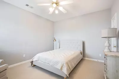 1027 Sir Lancelot Circle, Lewisville, TX 75056 - Photo 30