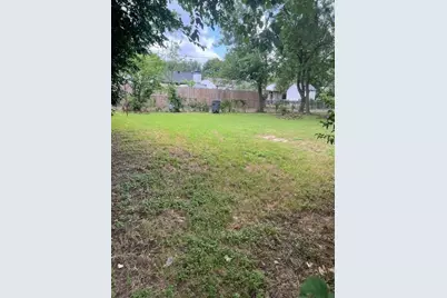 2602 Falls Drive, Dallas, TX 75211 - Photo 2