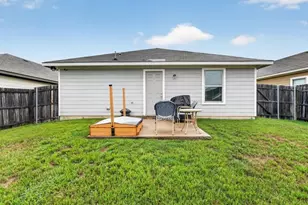 1816 Wickham Dr, Burleson, TX 76028 - Photo 38