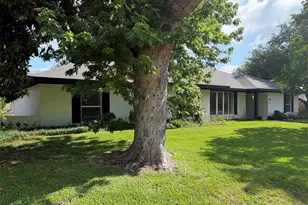 4847 Mill Run Rd, Dallas, TX 75244 - Photo 2