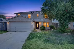 6008 McKaskle Dr, Fort Worth, TX 76119 - Photo 1